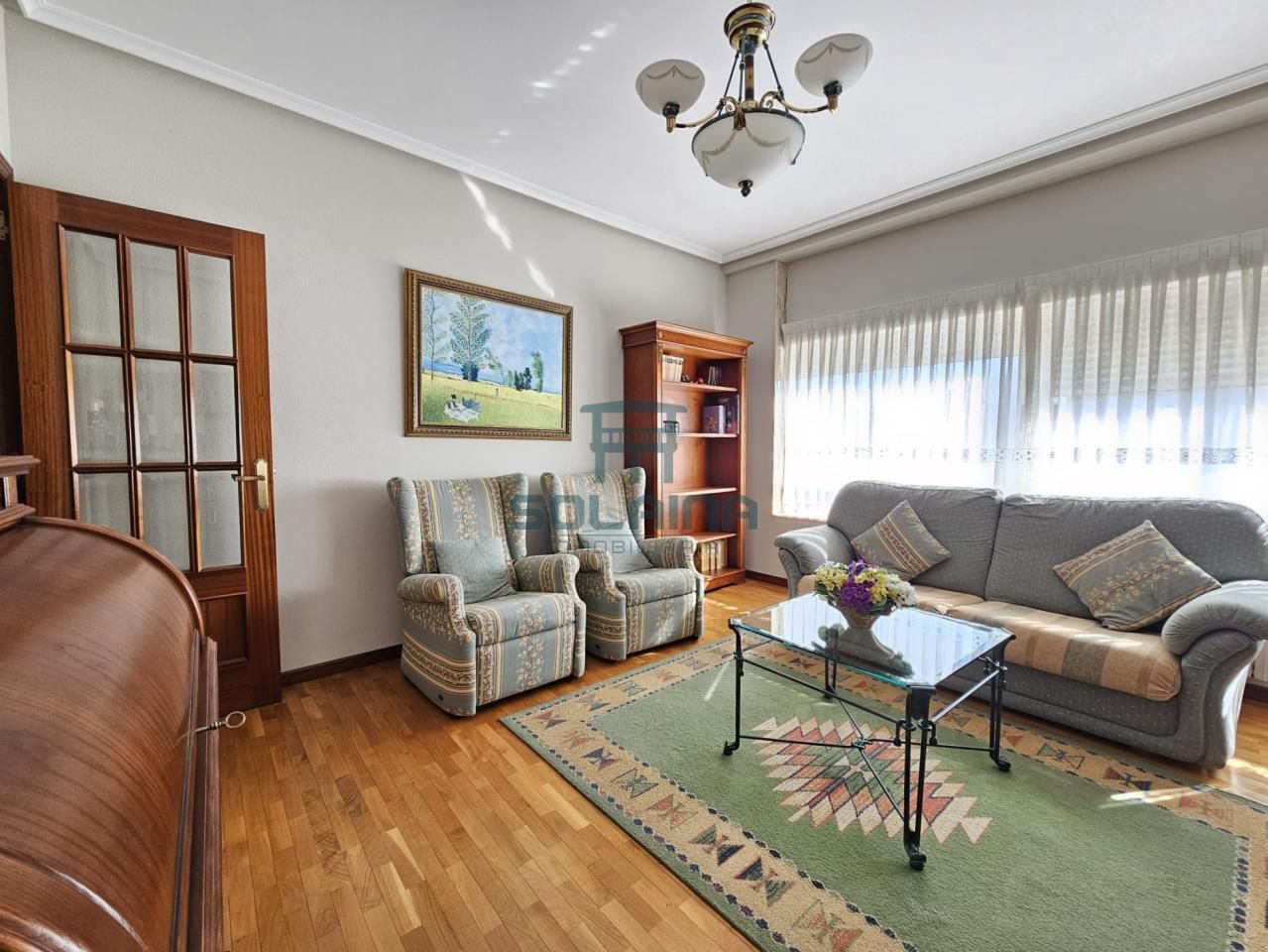 Living room of Apartment to rent in Ourense Capital   with Heating, Parquet flooring and Furnished