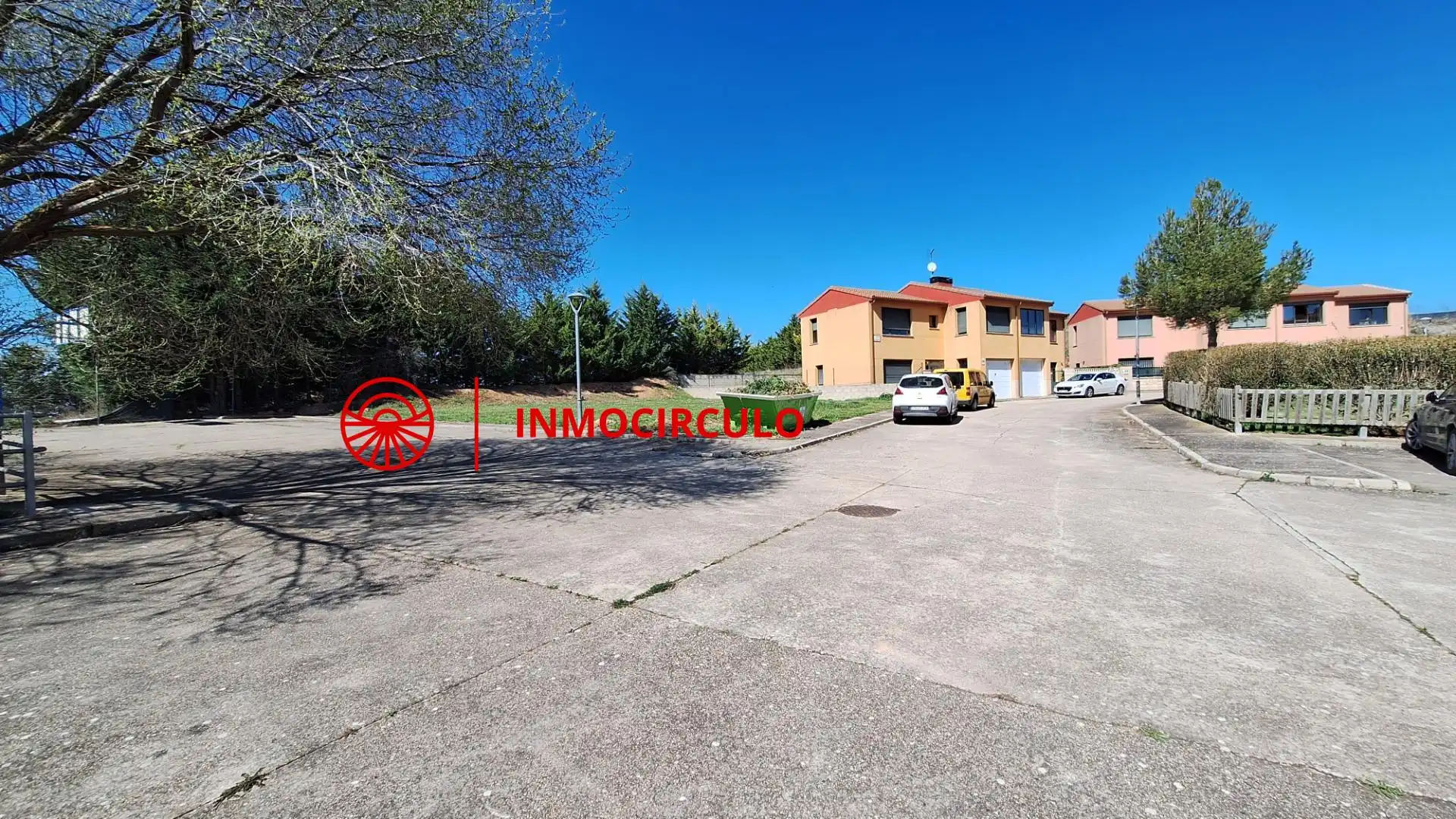 Vista exterior de Casa adosada en venta en Cogollos con Calefacción y Jardín privado