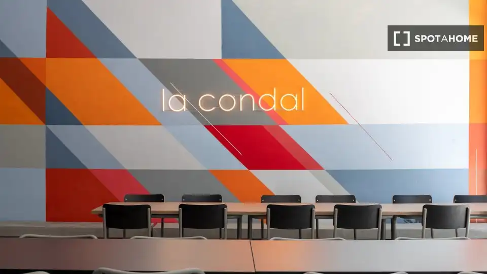 Pis per a compartir en Sant Adrià de Besòs amb Aire condicionat, Terrassa i Moblat