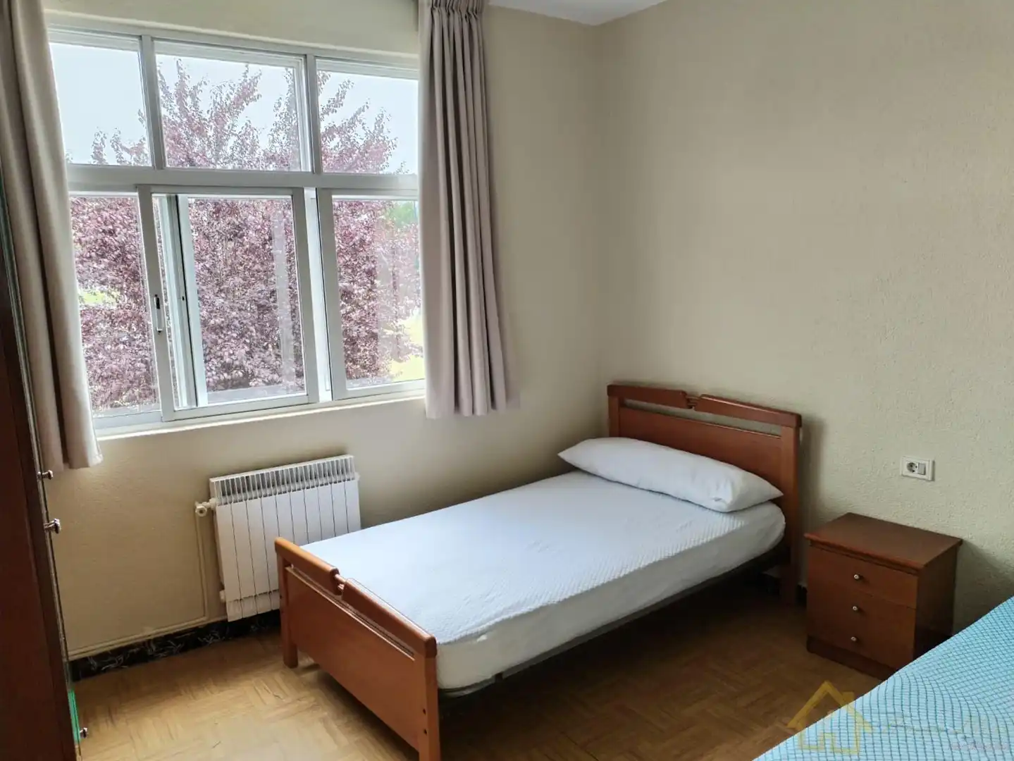 Habitación de Piso en venta en Lugo con Calefacción, Terraza y Trastero