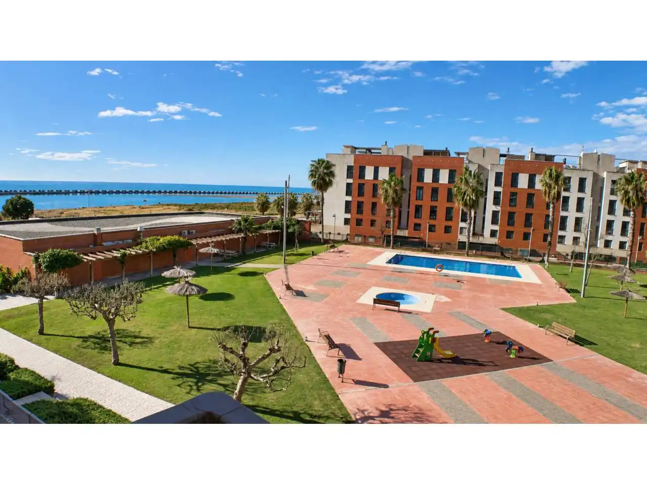 Pis amb piscina en venda a Les Salines - Pla de Sant Pere, imagen 2