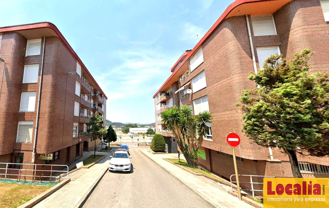 Vista exterior de Pis en venda en Torrelavega 