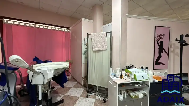 Local en venta en Toledo con Aire acondicionado
