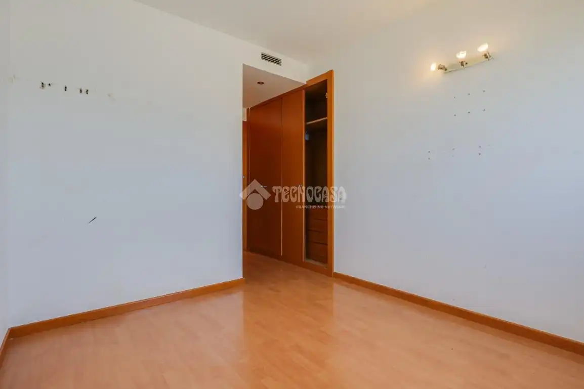 Habitación de Piso en venta en Montcada i Reixac con Aire acondicionado y Balcón