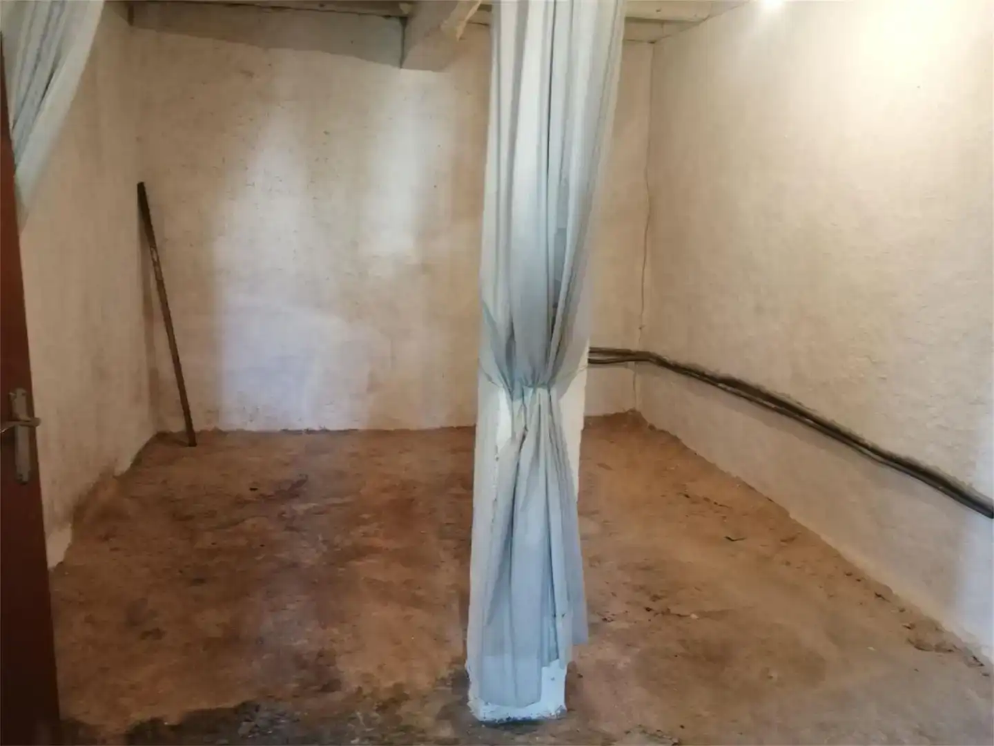 Casa adosada en venta en Almazán, Soria
