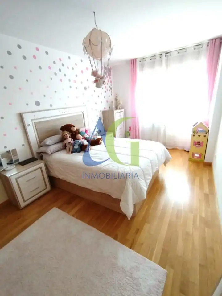 Bedroom of Houses for sale in San Andrés del Rabanedo  with Heating, Terrace and Storage room