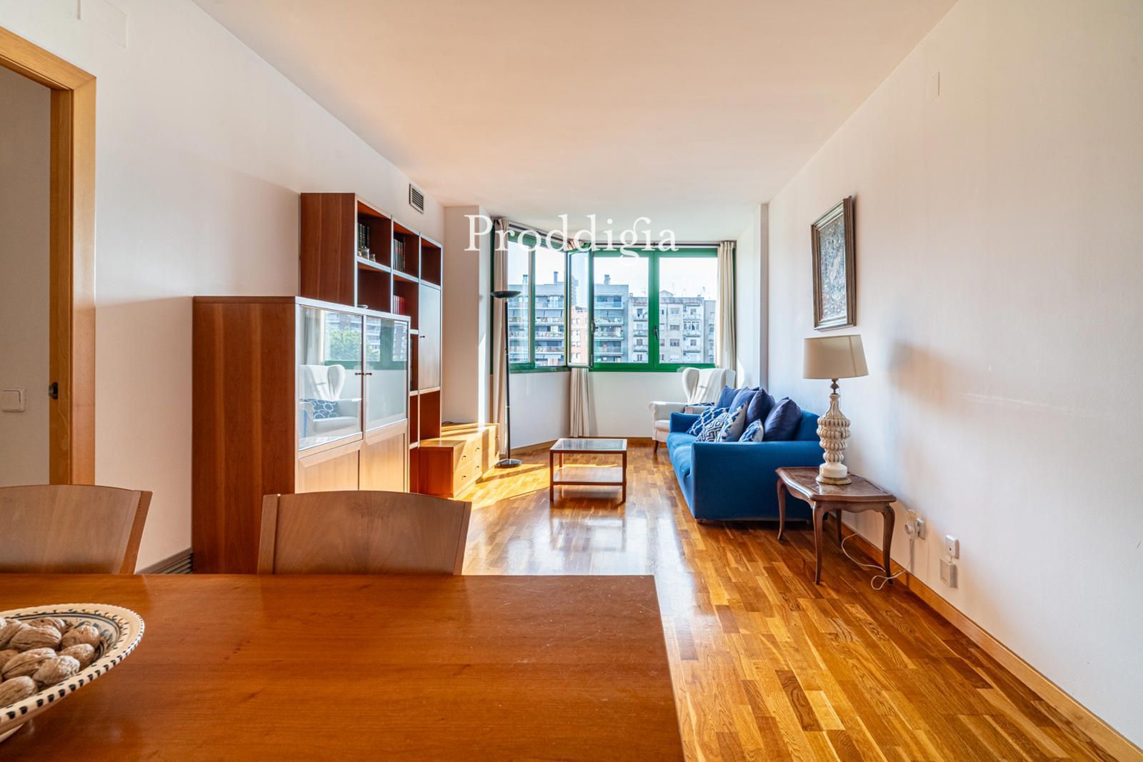Exterior view of Flat for sale in  Barcelona Capital  with Air Conditioner and Heating