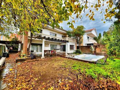 Jardí de Casa o xalet en venda en Cerdanyola del Vallès amb Aire condicionat, Calefacció i Jardí privat