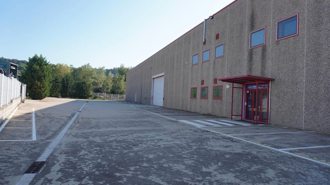 Vista exterior de Nau industrial en venda en Santa Maria de Palautordera amb Calefacció i Alarma