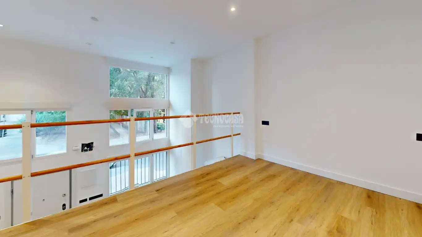 Loft en venta en Adelfas