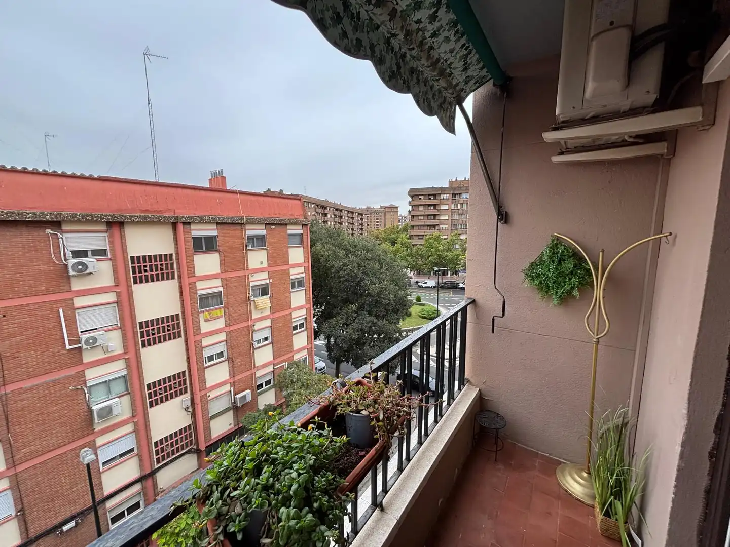Terrassa de Pis en venda en La Almozara