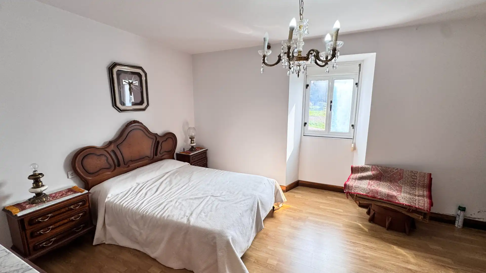 Habitación de Casa o chalet de alquiler en Carballo con Parquet, Trastero y Amueblado