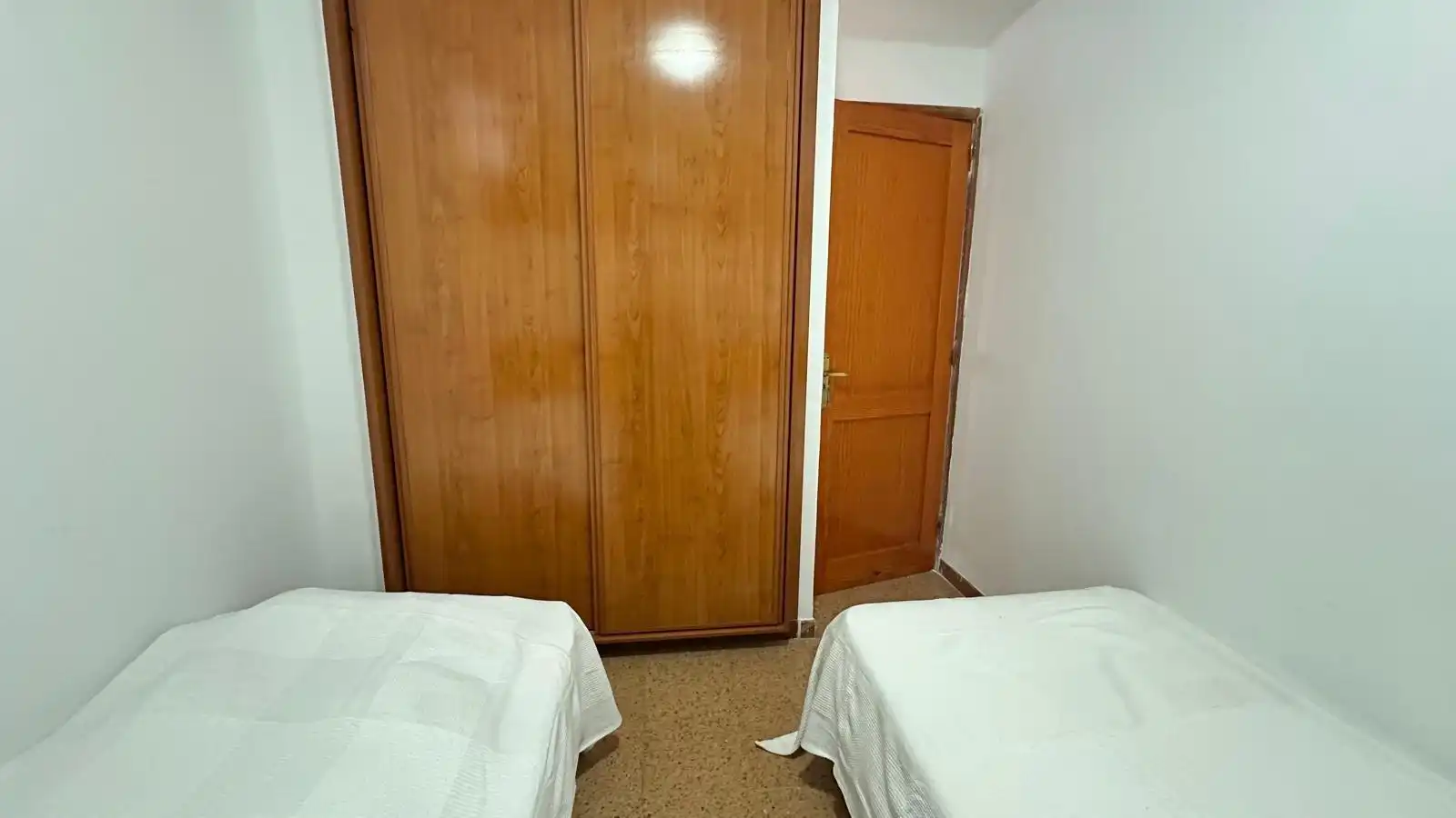 Habitación de Apartamento en venta en San Bartolomé de Tirajana con Amueblado, Balcón y Piscina comunitaria