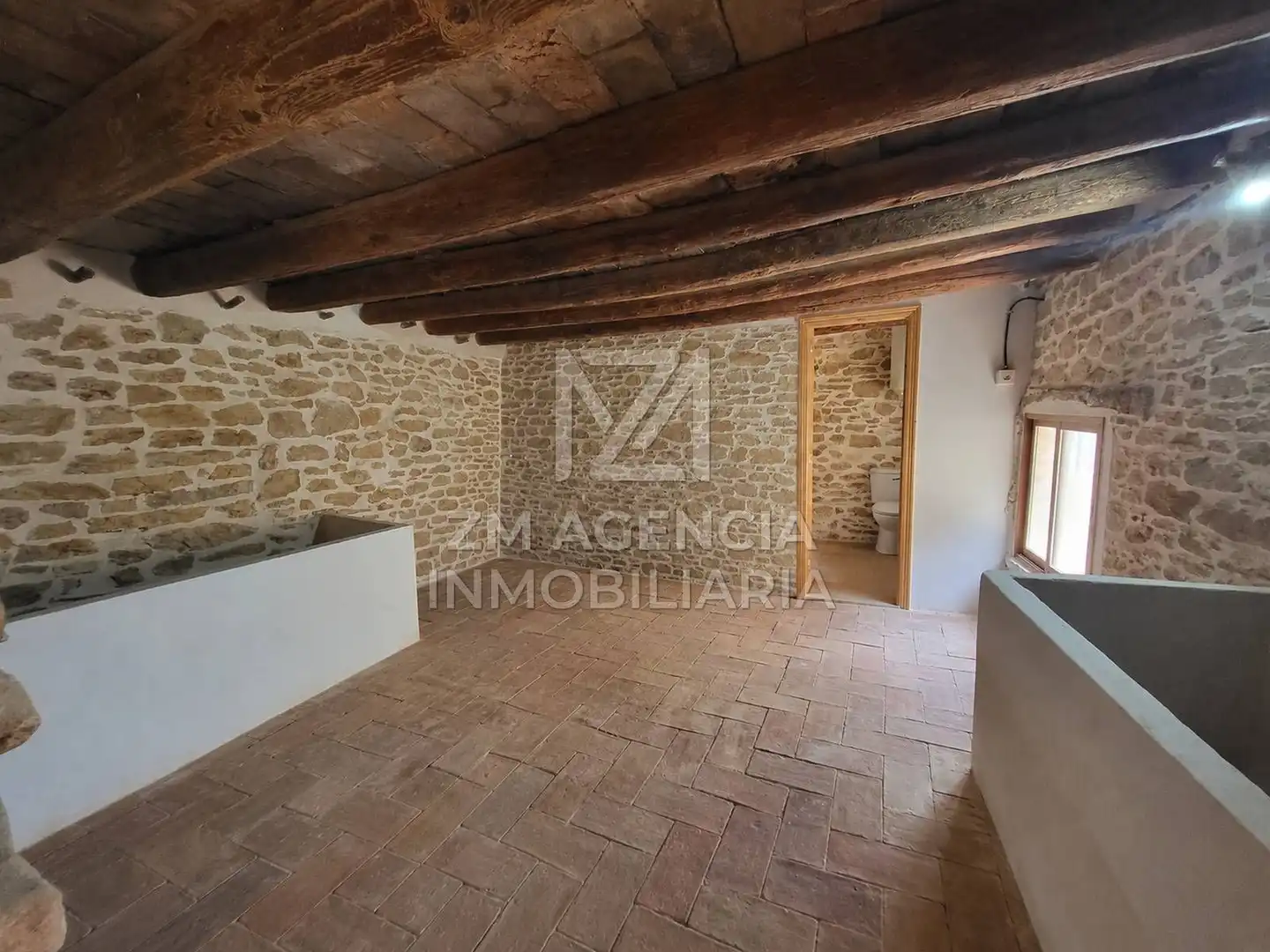 Finca rústica en venda en La Jana amb Jardí privat, Terrassa i Traster