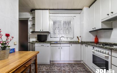 Kitchen of Flat for sale in Sabadell  with Heating