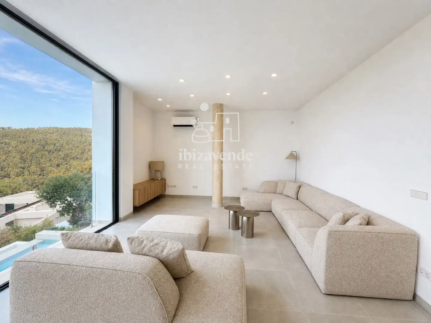 Sala d'estar de Casa o xalet de lloguer en Eivissa amb Piscina i Moblat