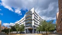 Vista exterior de Pis en venda en  Sevilla Capital amb Aire condicionat, Calefacció i Jardí privat