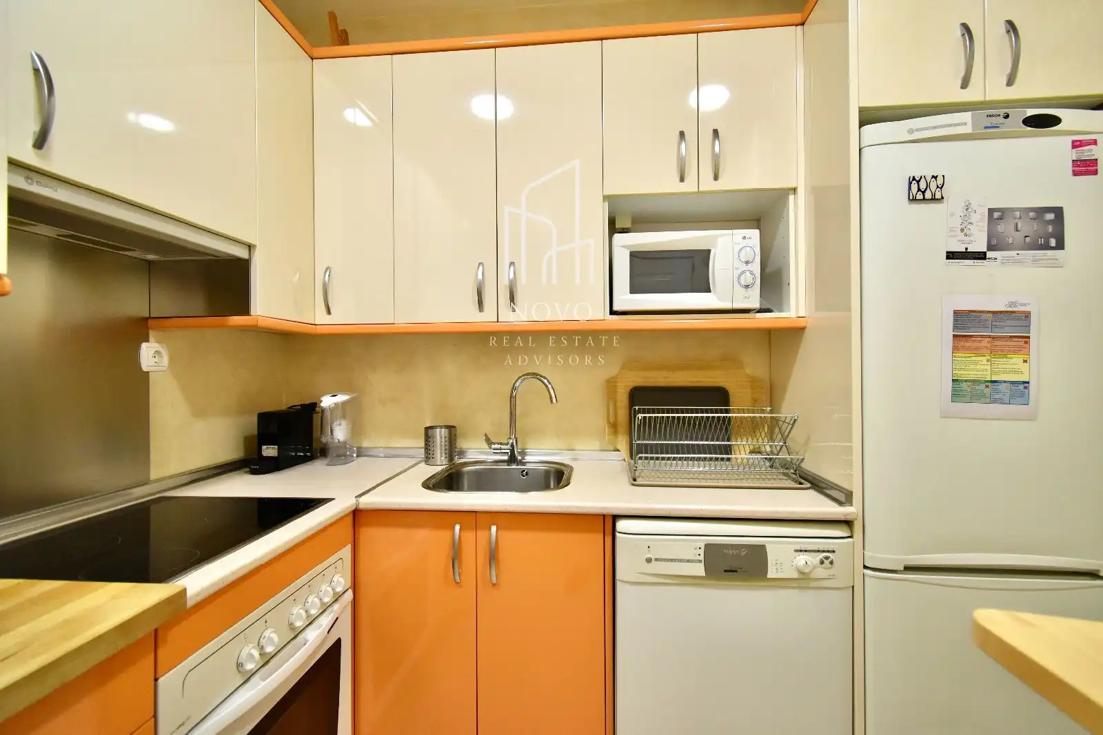 Küche von Wohnung zur Miete in Madrid mit Heizung, Terrasse und Möbliert
