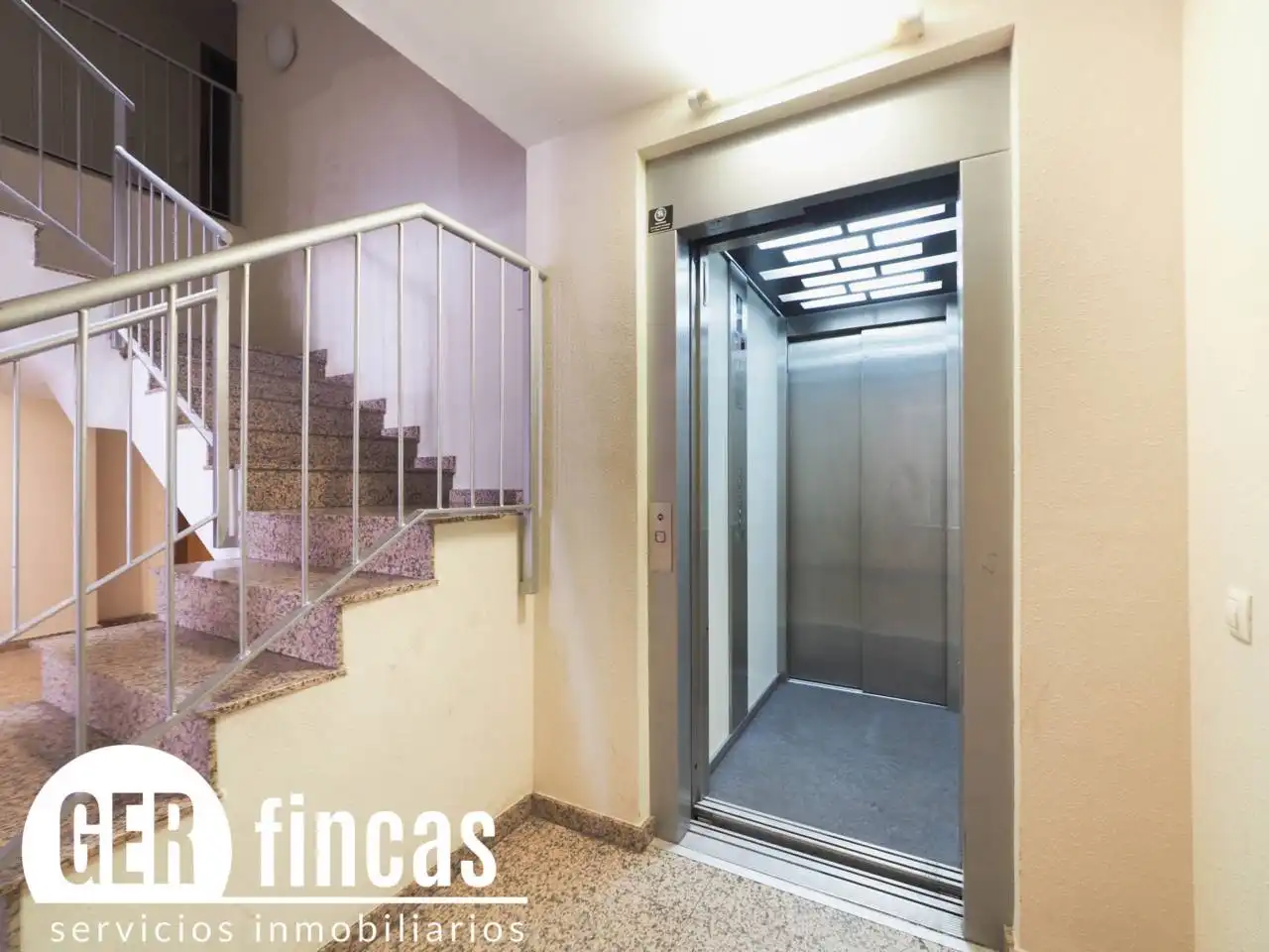 Duplex with lift for sale in Calle Concili Egarenc, imagen 39