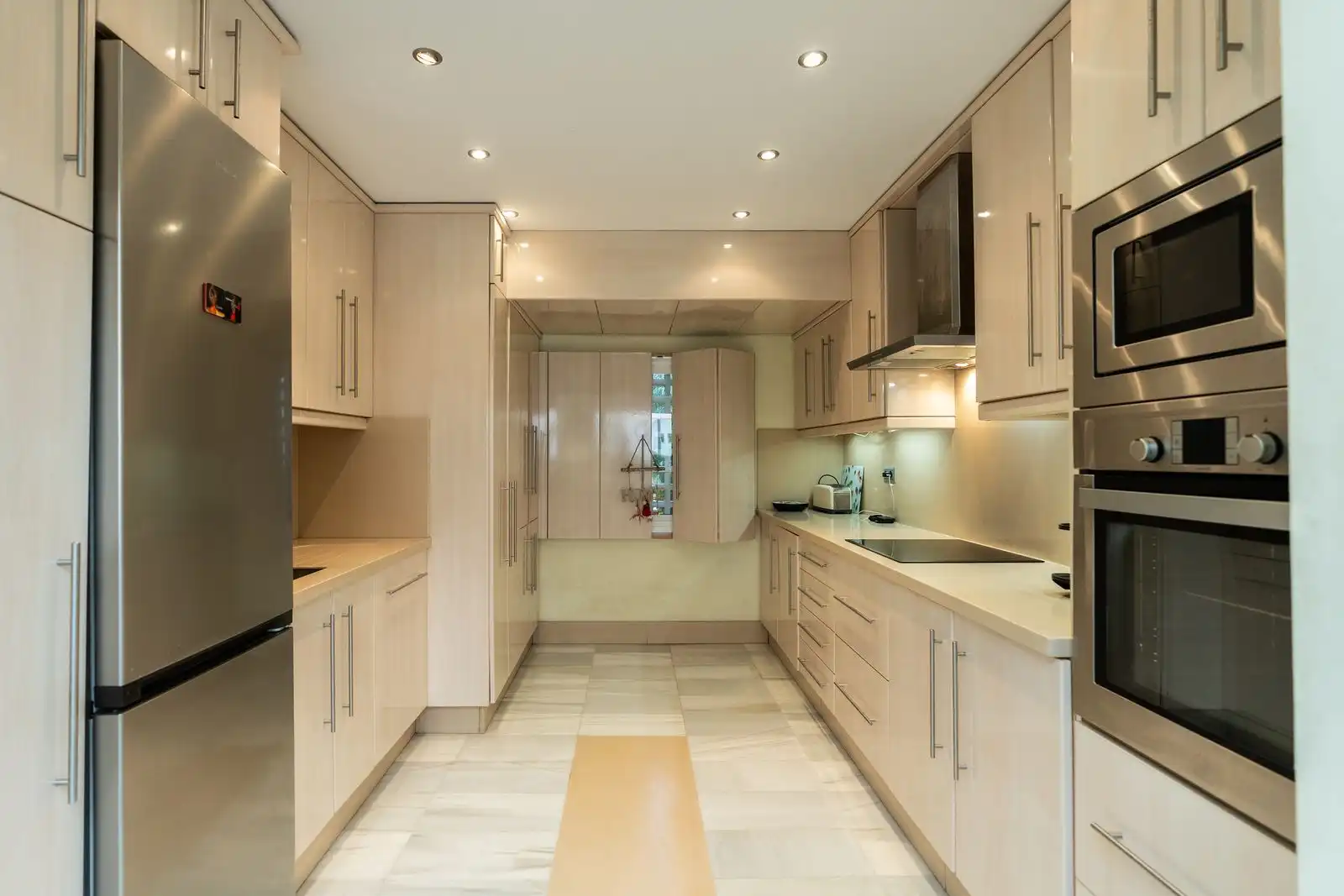 Cuina de Apartament en venda en Estepona amb Terrassa, Traster i Moblat