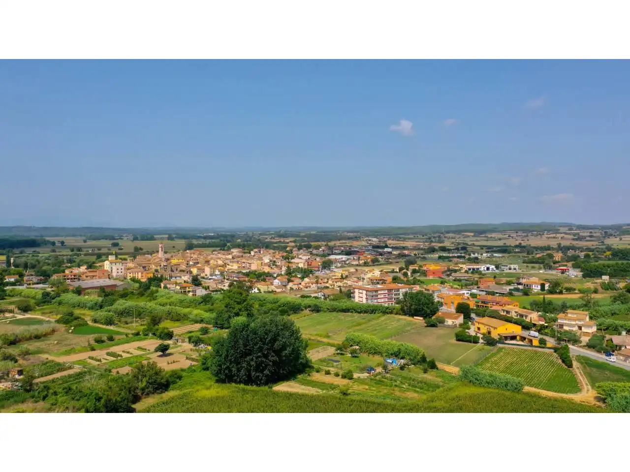 Country homes for sale in Verges  with Air Conditioner, Private garden and Terrace