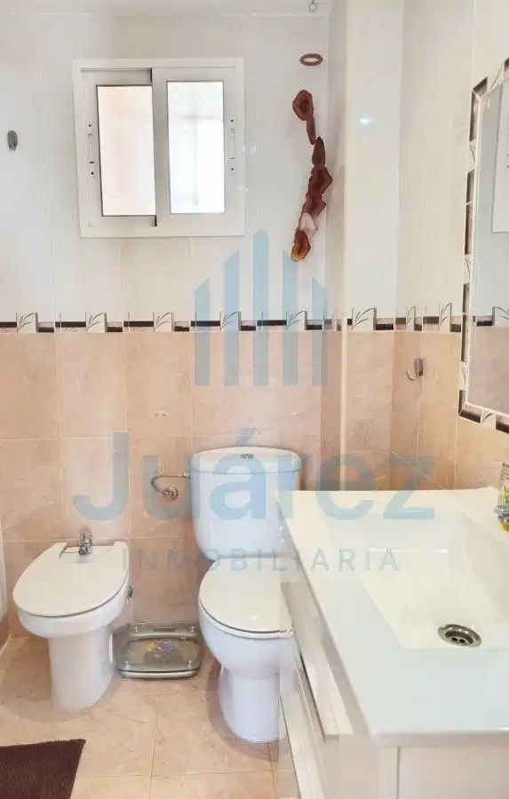 Badezimmer von Wohnung zur Miete in Alicante / Alacant mit Klimaanlage, Terrasse und Möbliert