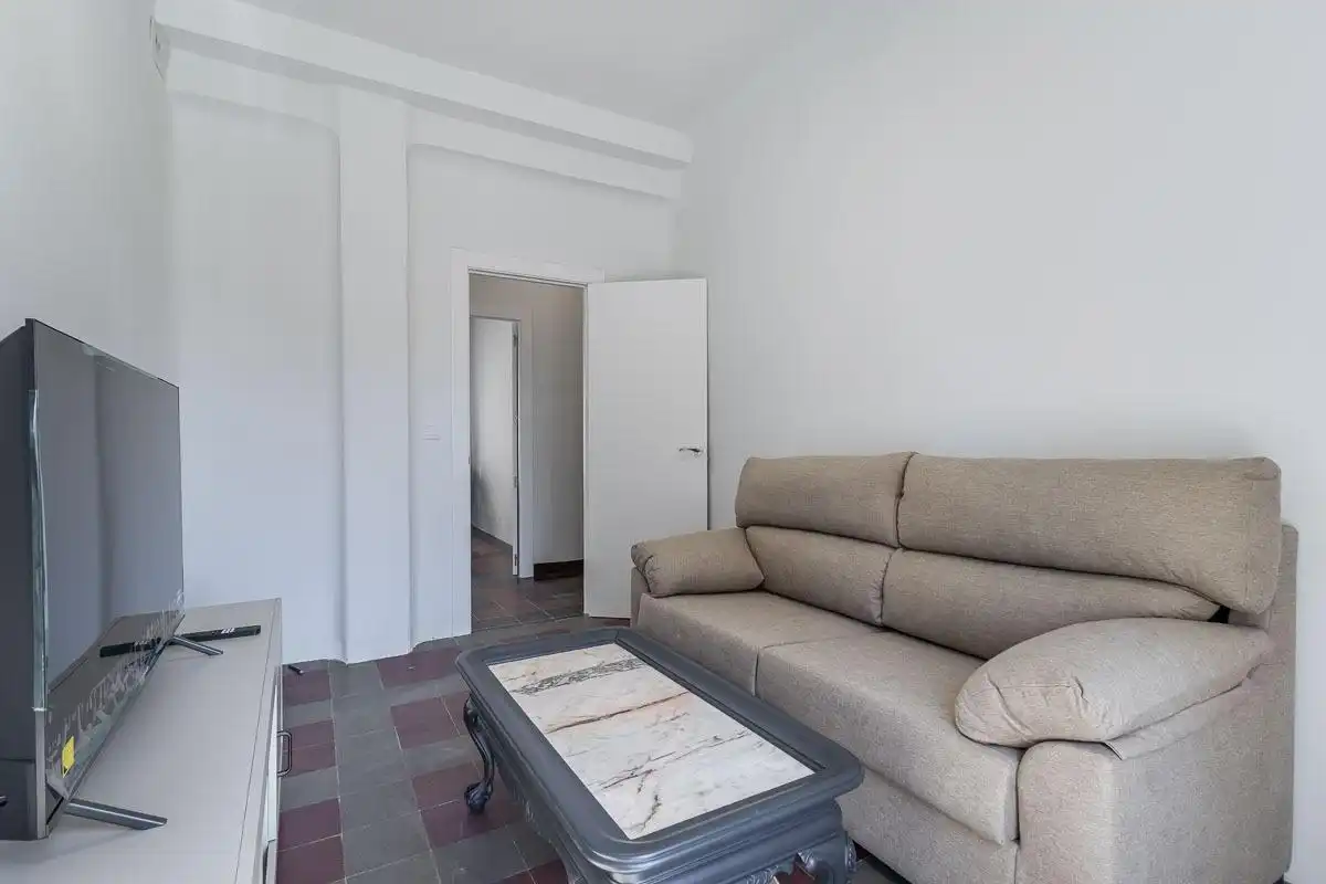 Habitación de Piso de alquiler en Granada con Aire acondicionado, Amueblado y Balcón