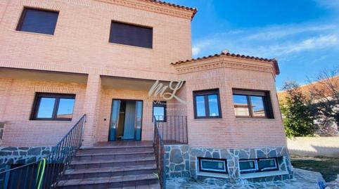 Foto 2 de Casa adosada en venda a Calle Labradillo, Cobisa, Toledo