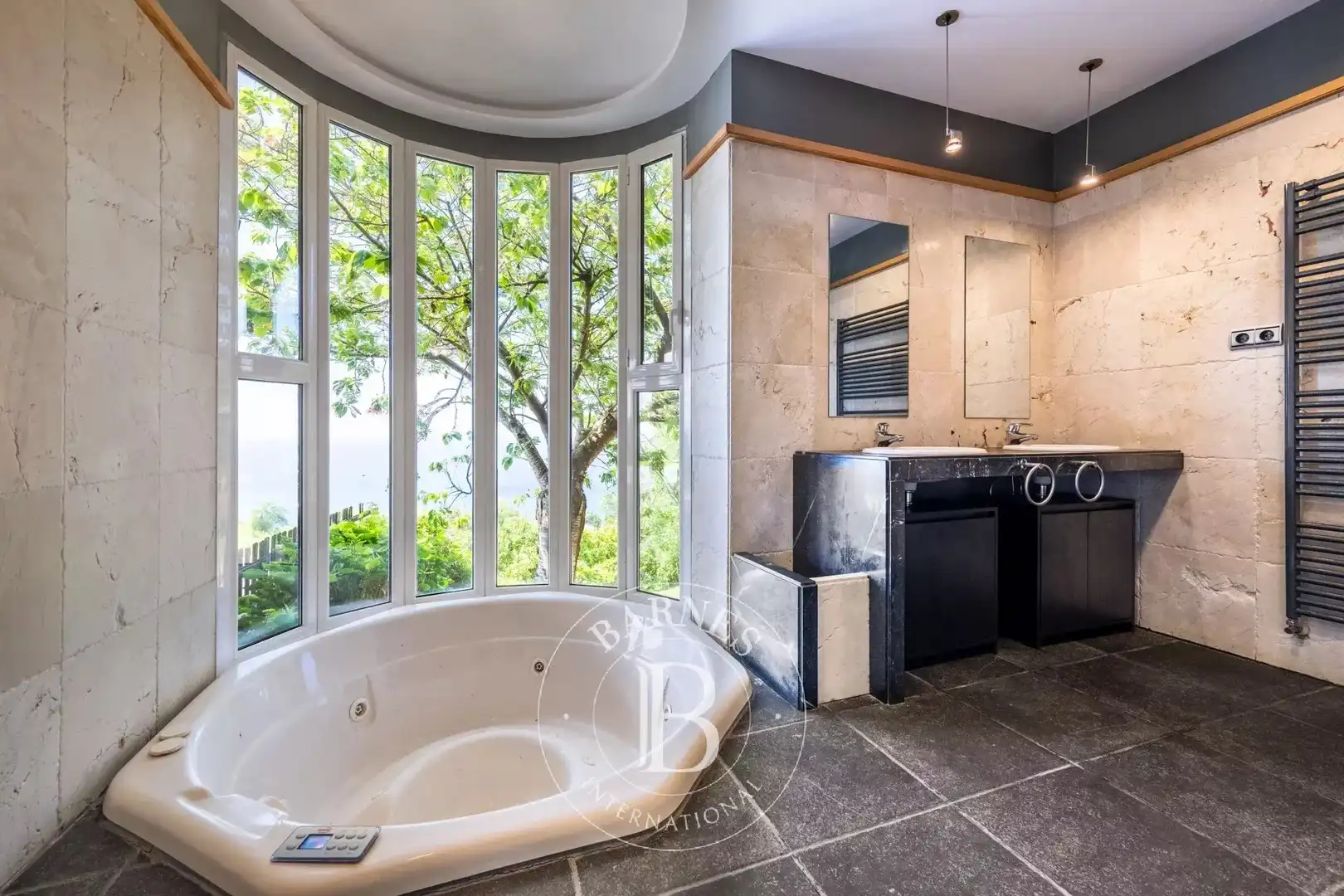 Baño de Casa o chalet en venta en Donostia - San Sebastián  con Calefacción, Trastero y Piscina