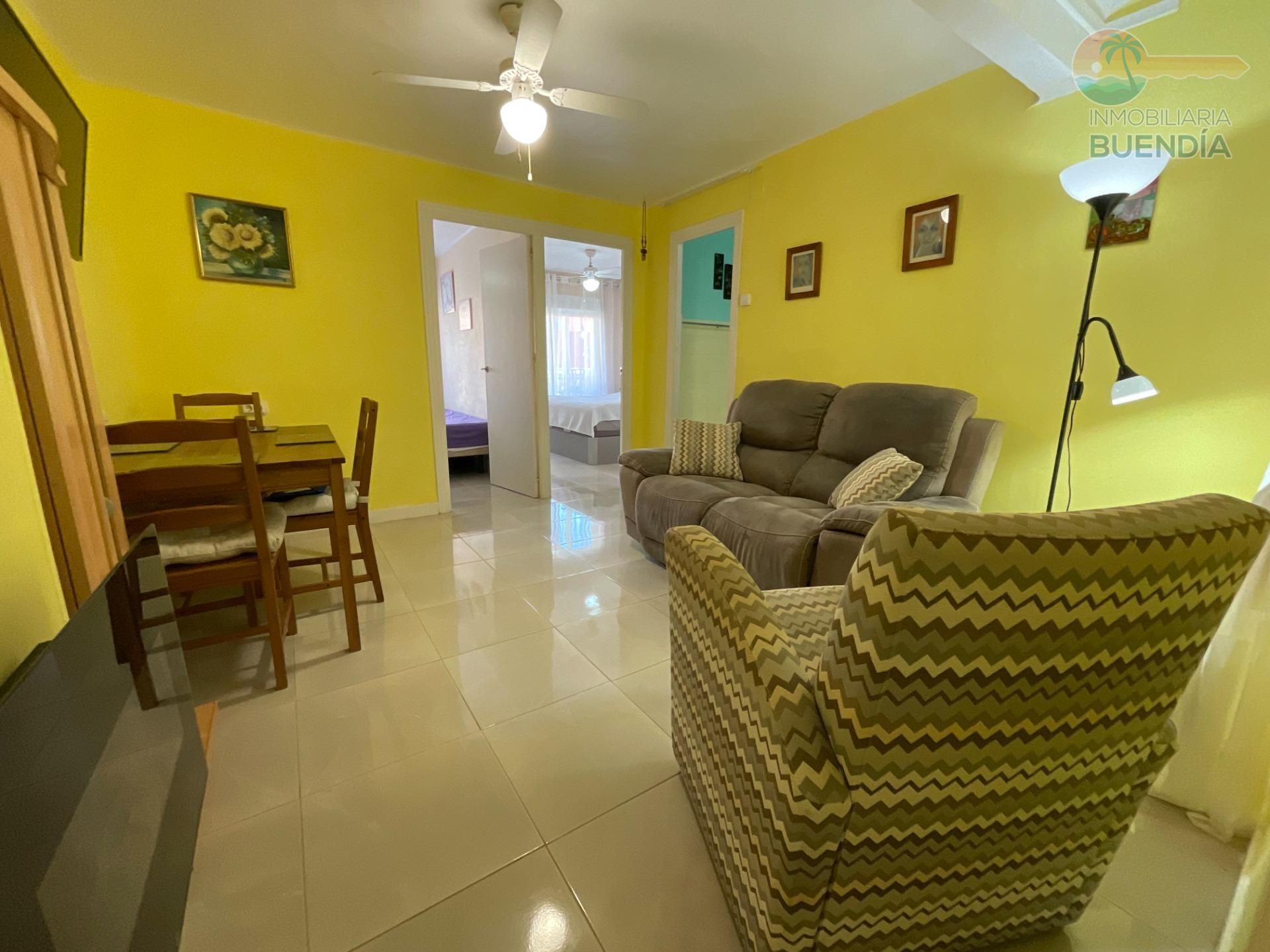 Sala d'estar de Apartament en venda en Mazarrón amb Calefacció i Terrassa