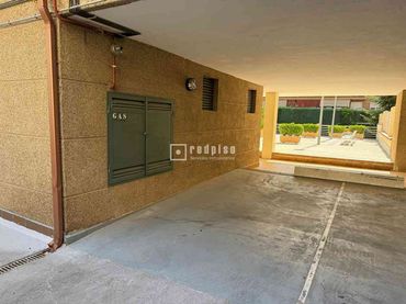 Einzelparkplatz zum Verkauf in Casa Amarilla