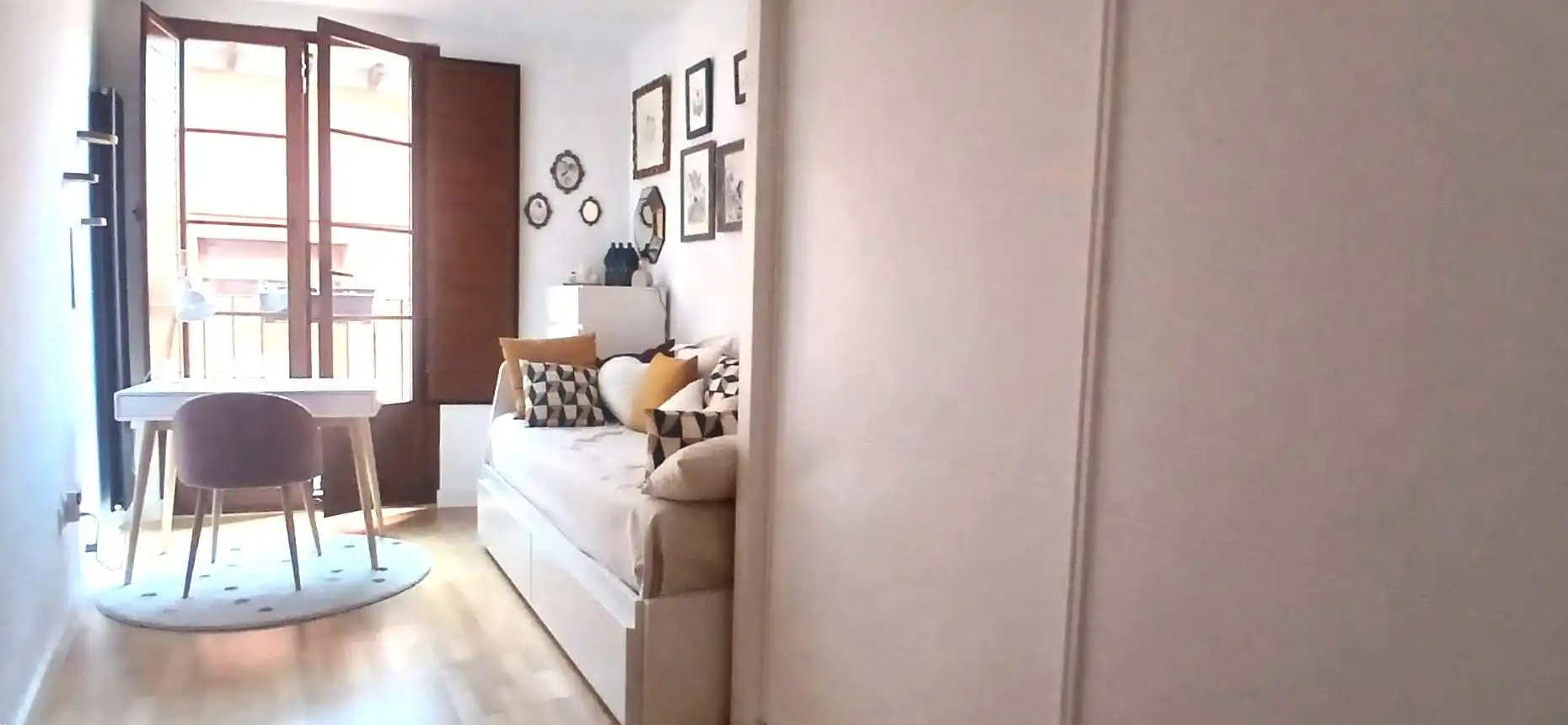 Habitación de Apartamento en venta en León Capital  con Calefacción, Amueblado y Balcón