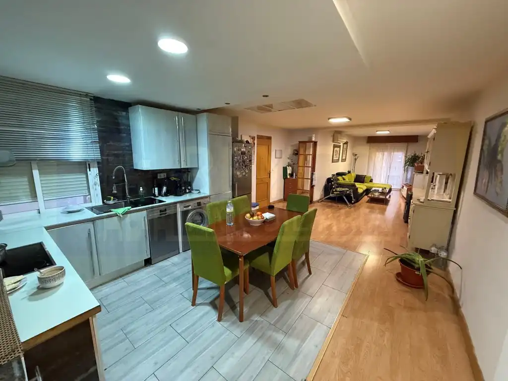 Flat with lift for sale in Calle Marques De Murrieta, imagen 11