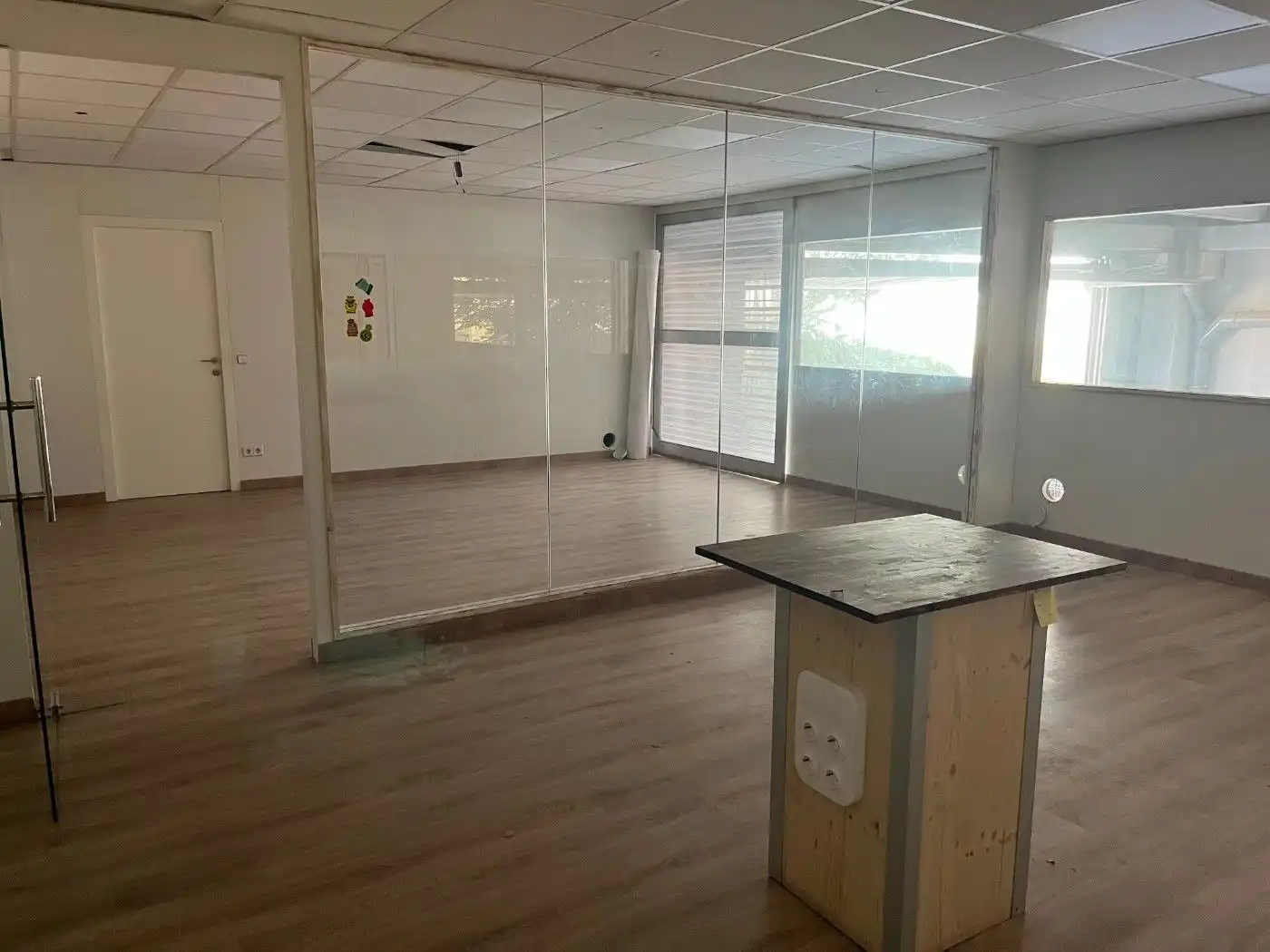 Fabrikhallen zur Miete in La Llagosta mit Heizung