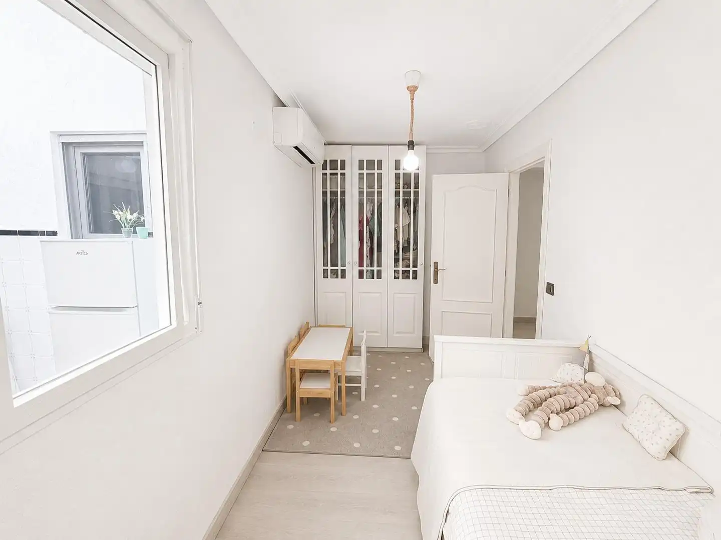 Habitación de Apartamento en venta en Elche / Elx con Aire acondicionado, Terraza y Trastero