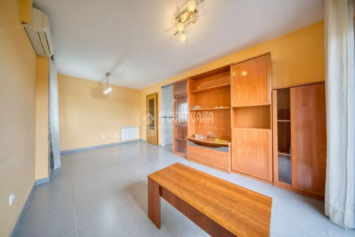 Sala de estar de Piso en venta en Arroyo de la Encomienda con Aire acondicionado y Calefacción