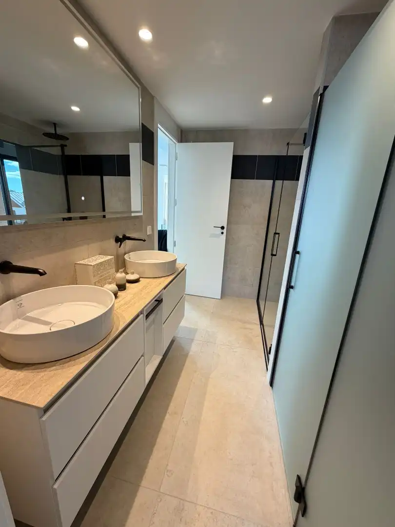 Bathroom of Houses for sale in Torrelodones  with Air Conditioner, Heating and Private garden