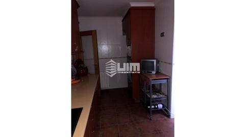 Foto 4 de Pis en venda a Trabajo, Avenida de Abril - 9 de Octubre, Sagunto / Sagunt