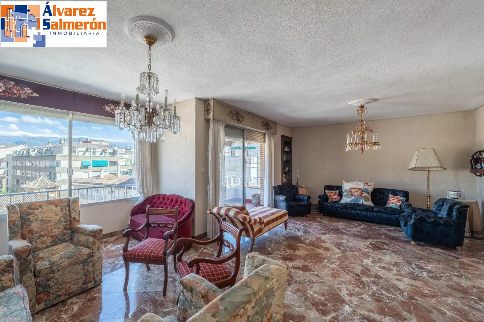 Sala de estar de Piso en venta en Granada con Terraza y Balcón