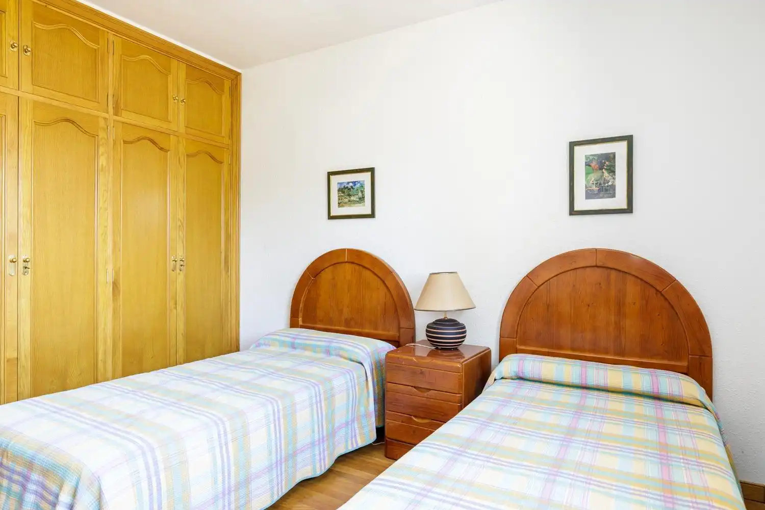 Bedroom of Houses for sale in Zaragoza  with Air Conditioner, Heating and Private garden