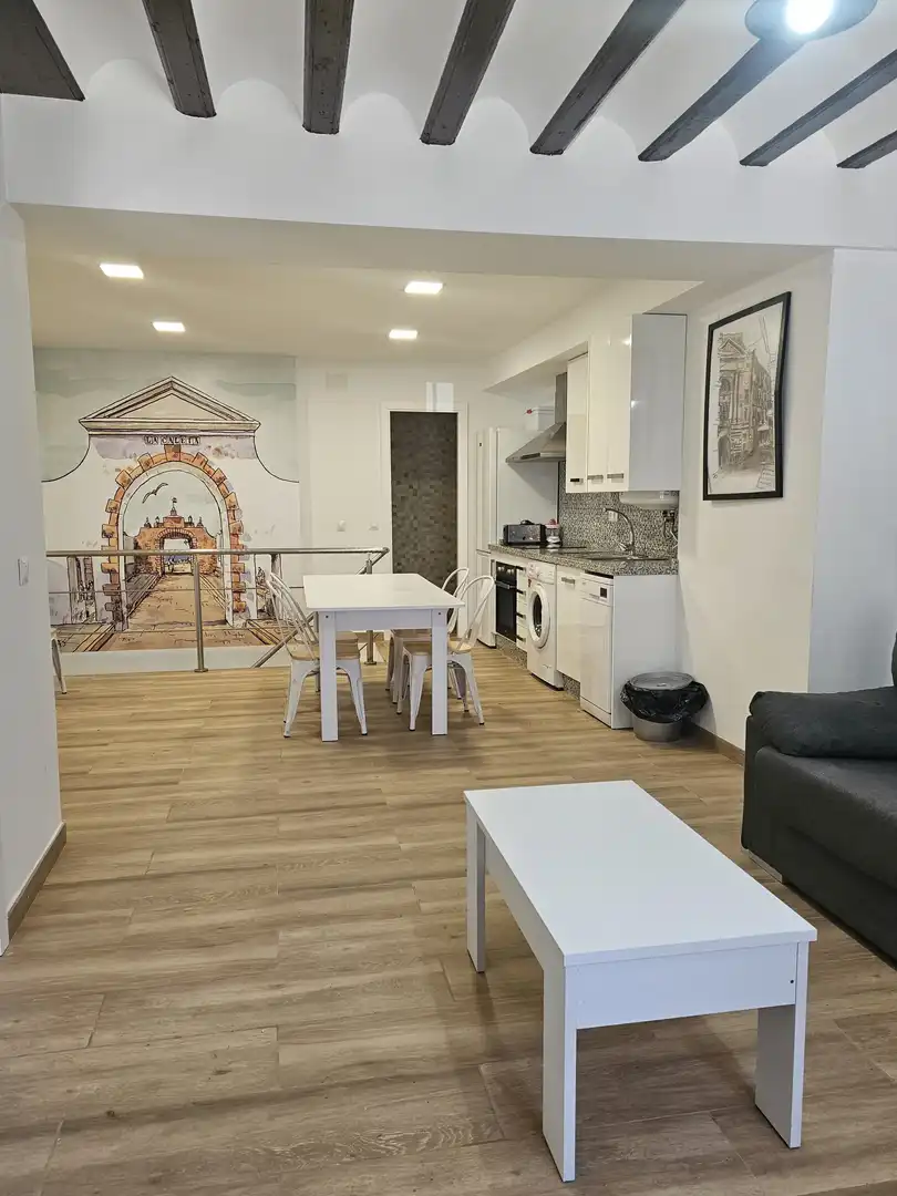 Duplexes for rent in Calle Sopranis, El Pópulo - Santa María