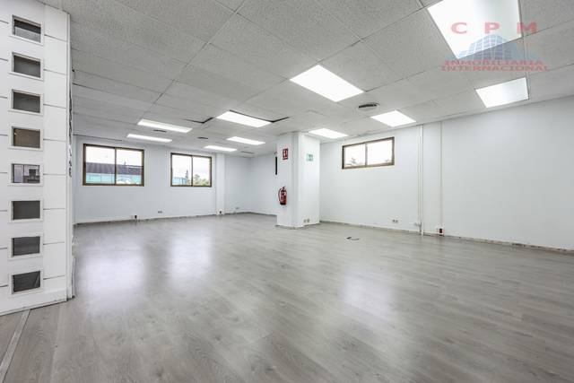 Oficina en Alquiler en Calle Gobelas, 13 en La Florida -  El  Plantío