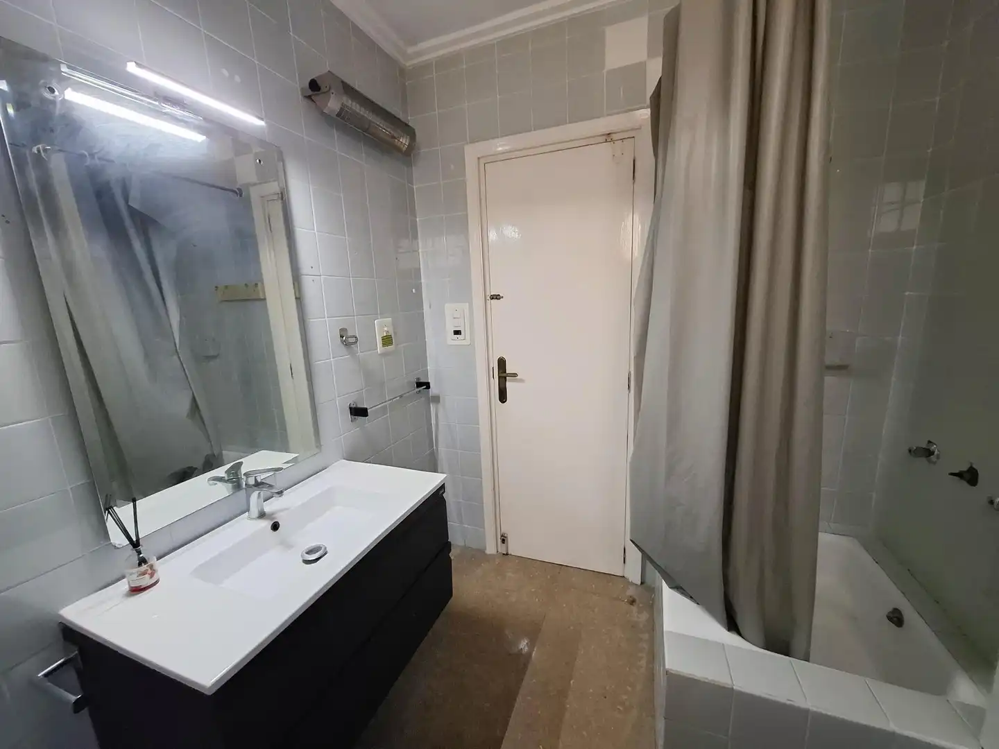 Baño de Piso en venta en Ontinyent con Terraza