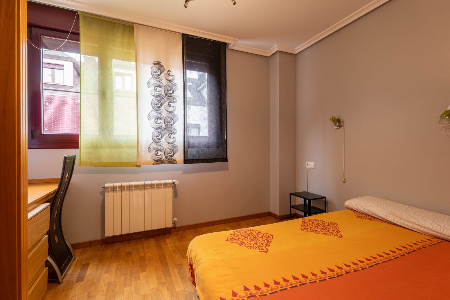 Bedroom of Flat for sale in Gijón   with Heating and Parquet flooring