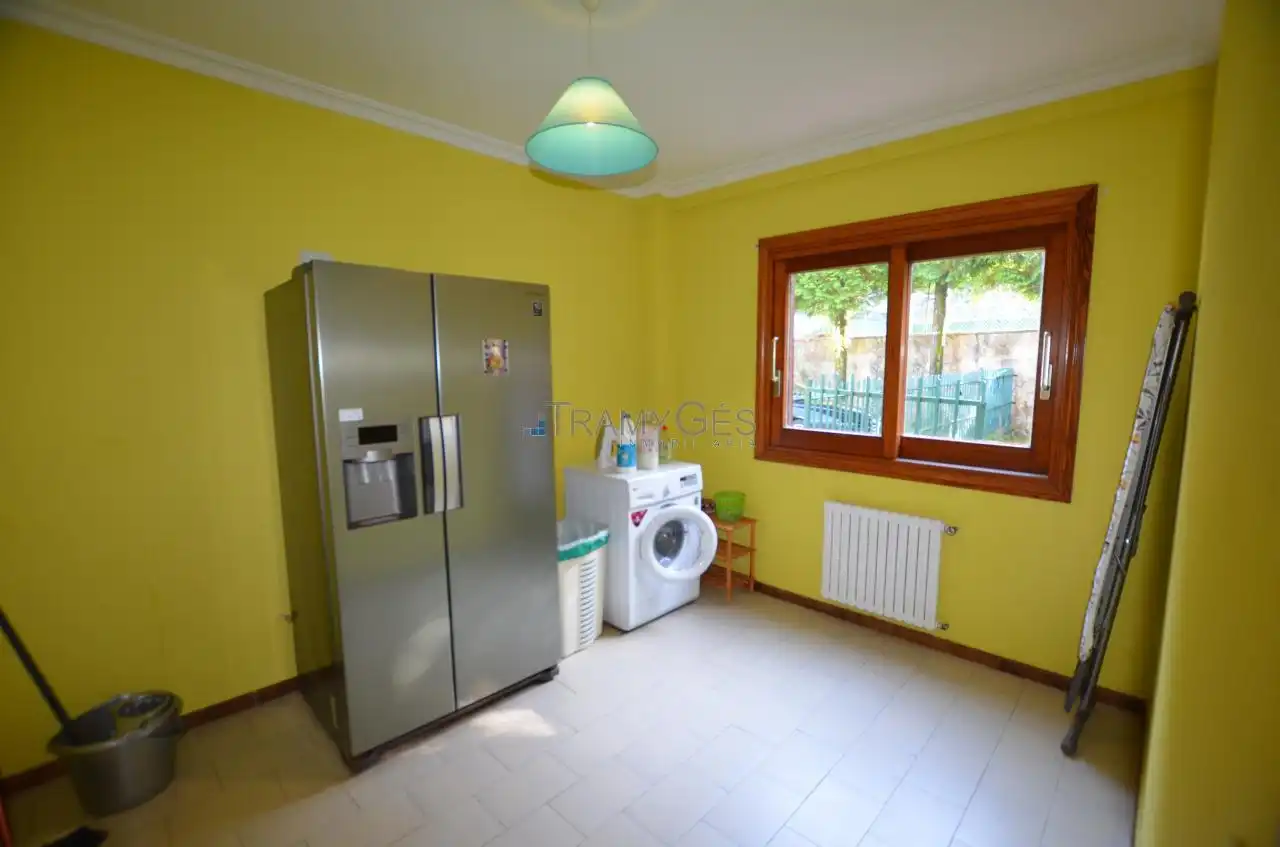 Detached house with pool for sale in BASTIDA, imagen 12