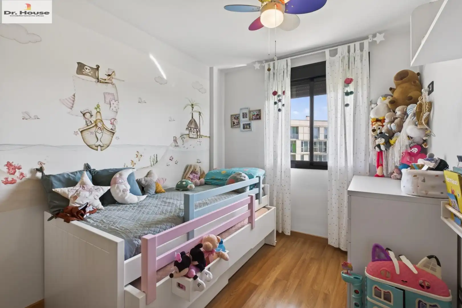 Bedroom of Flat for sale in Málaga  with Air Conditioner, Heating and Storage room