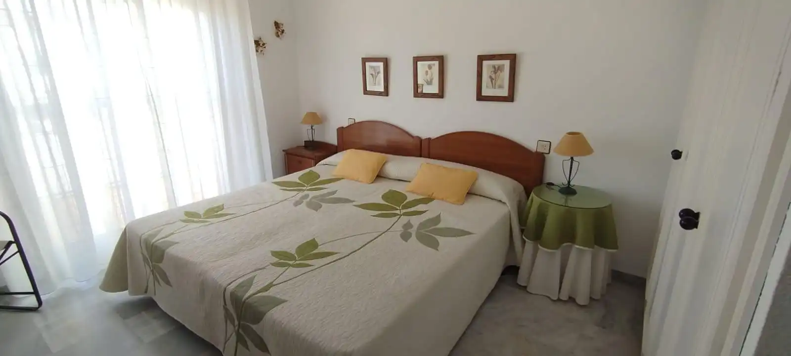 Habitación de Casa adosada en venta en Motril con Aire acondicionado, Terraza y Trastero