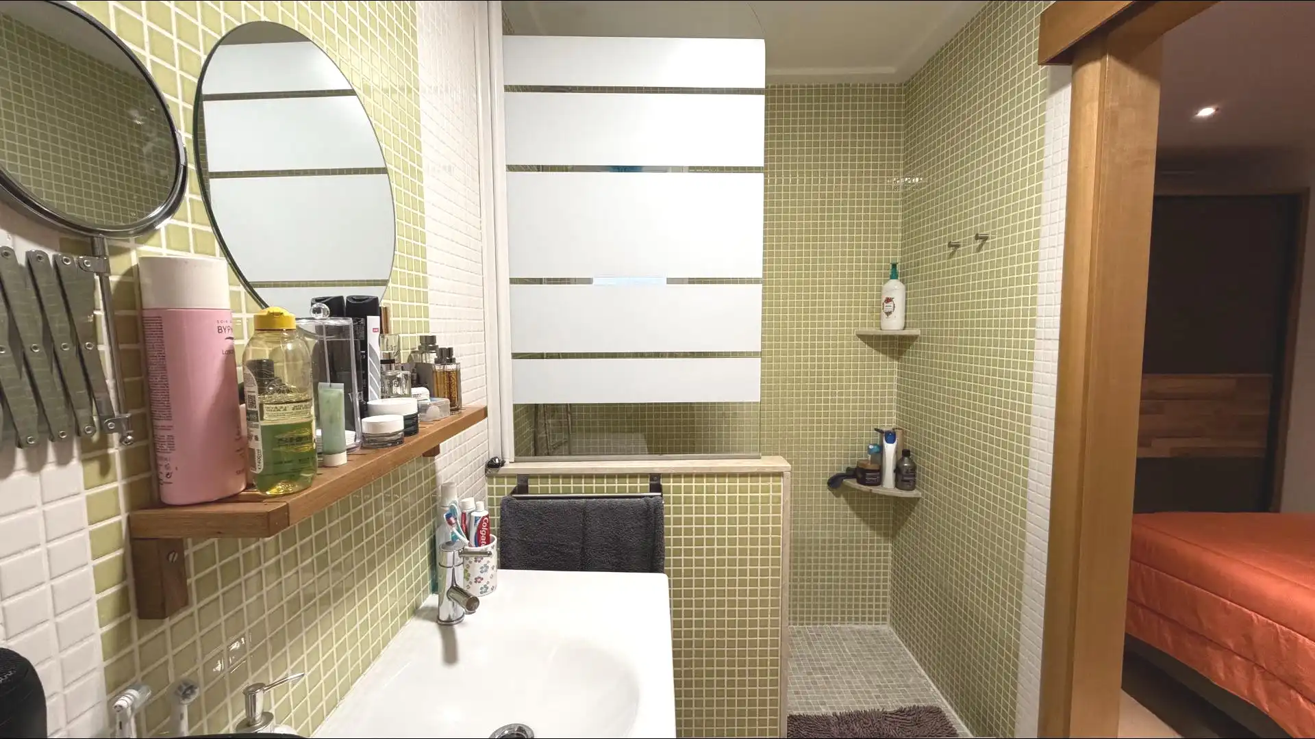 Badezimmer von Wohnung zum Verkauf in Elche / Elx mit Klimaanlage und Balkon