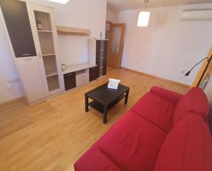 Living room of Apartment to rent in Cáceres Capital  with Heating, Storage room and Community pool