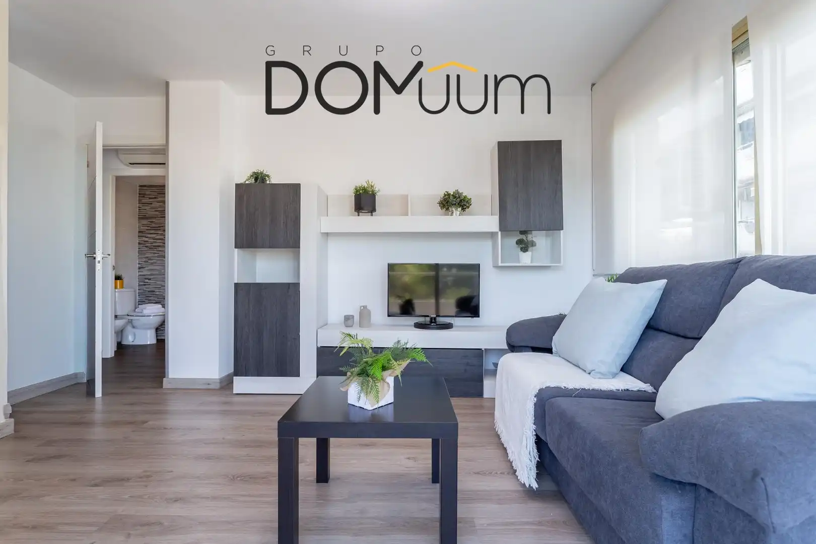 Sala de estar de Piso en venta en Salou con Aire acondicionado, Calefacción y Parquet
